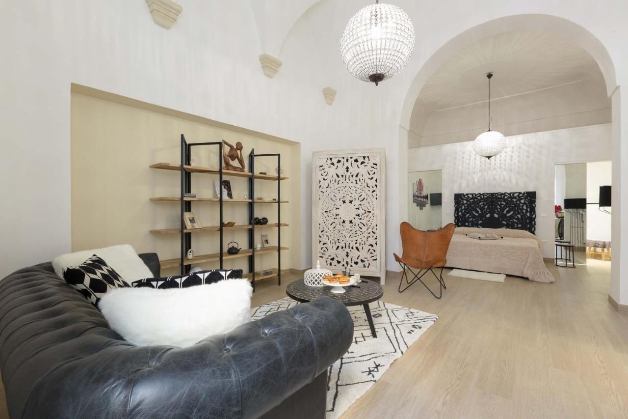 Apartamento Porta del Duomo Luxury by BarbarHouse Lecce Exterior foto